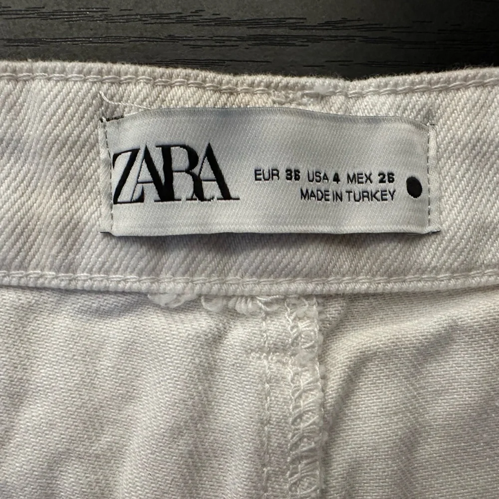 Zara Cream & White Straight Leg Jean - Picture 11 of 12